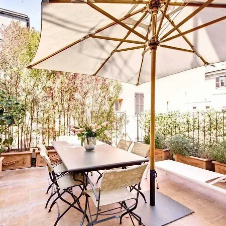 Rsh Piazza Navona Penthouse *